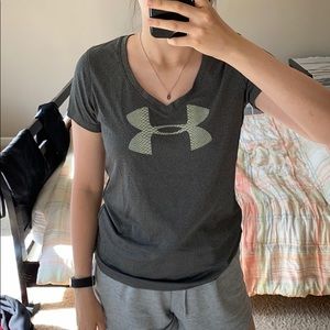 Under Armour Women V Neck Heat Gear Training Shirt